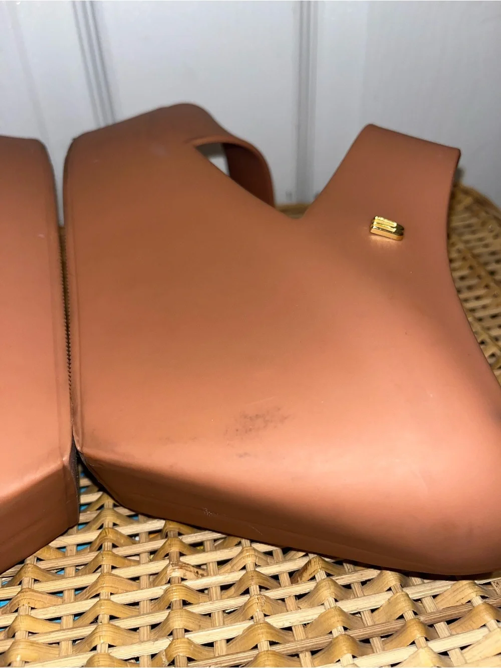 MELISSA Creative wedge